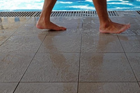 Quel carrelage pour une plage de piscine &agrave; Maizi&egrave;res-l&egrave;s-Metz ?